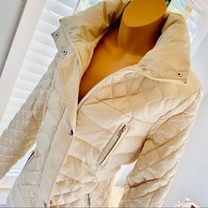 VICTORIA’S SECRET gorgeous down coat!!